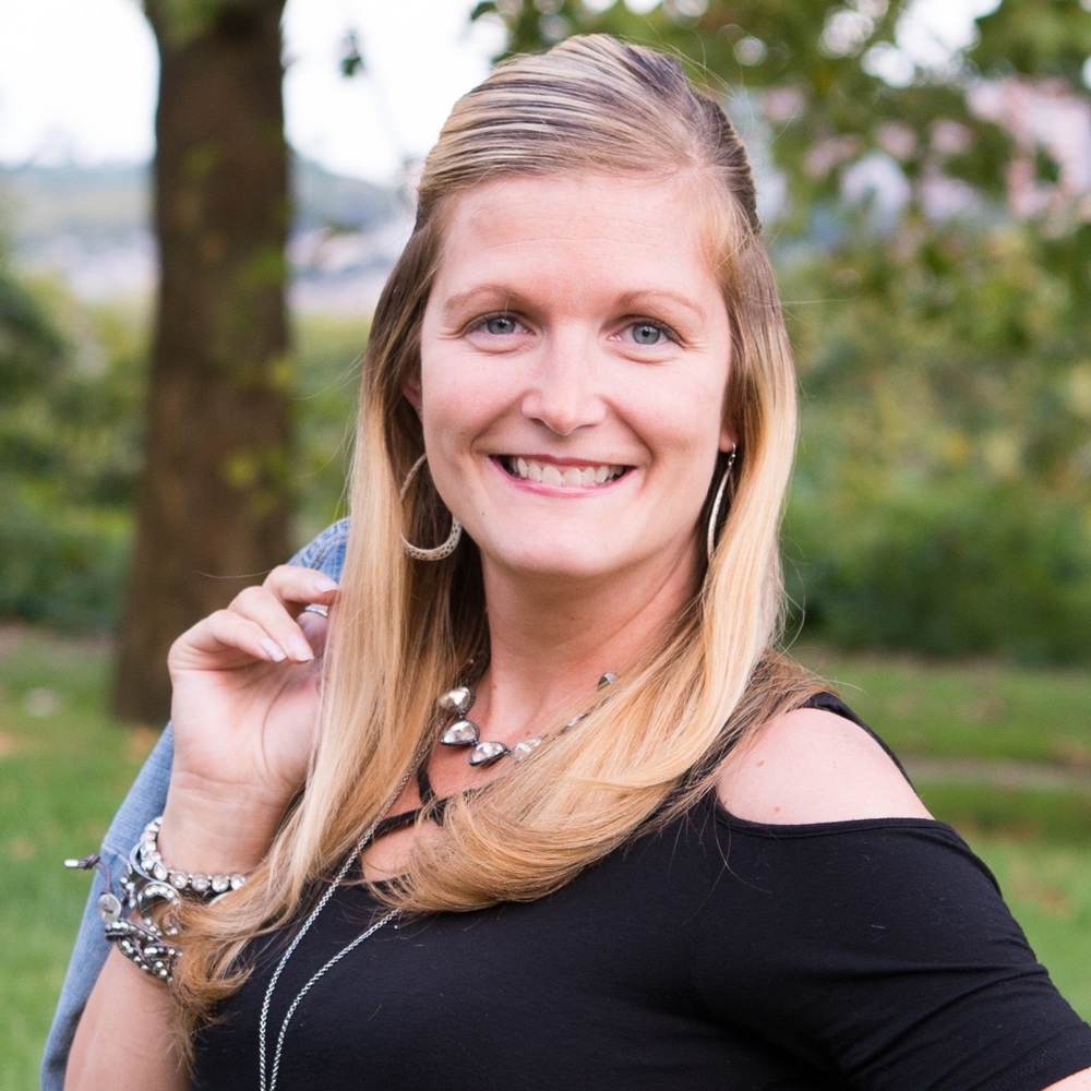 Meet your Posher, Crystal